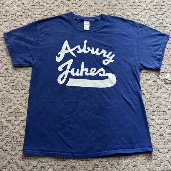 🎸 '18 Asbury Jukes Band New Jersey Clean Blue Cursive Old School Style Simple T - Picture 7 of 9